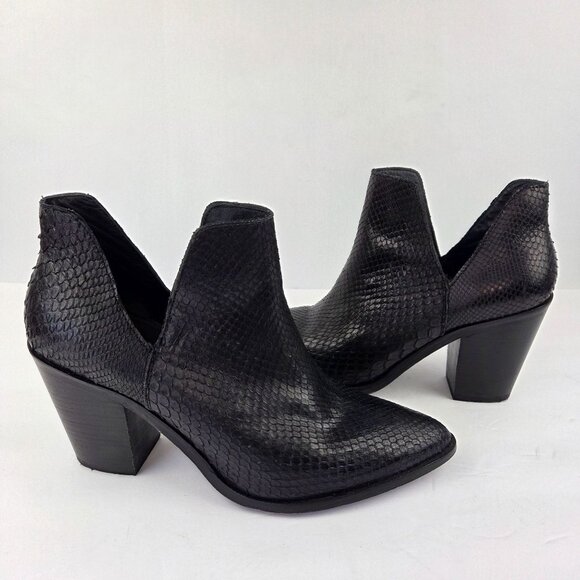 Lucchese Alma Exotic Black Python Vamp Leather Ankle Booties 9.5M - Picture 1 of 13